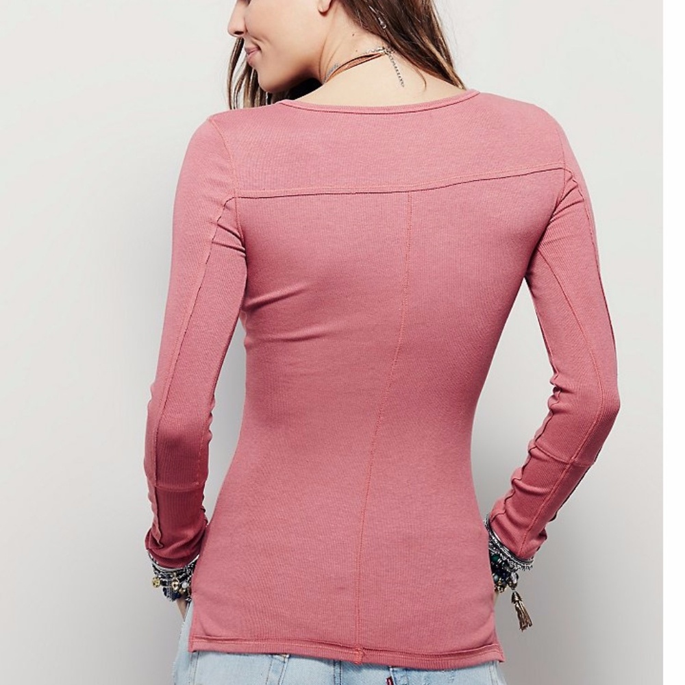 Free People Megs Ribbed Tee Washed Red - Picture 2 of 4